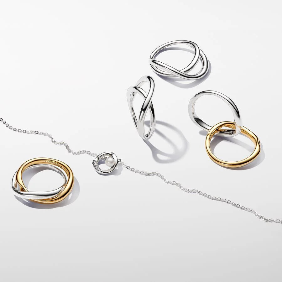 Colar de pérolas de cultura de água doce tratadas e círculo pavé com forma orgânica